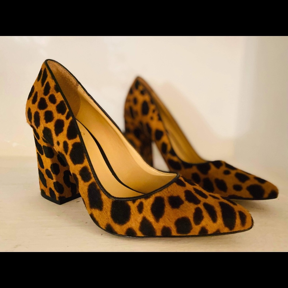 Vince Camuto Leopard heels